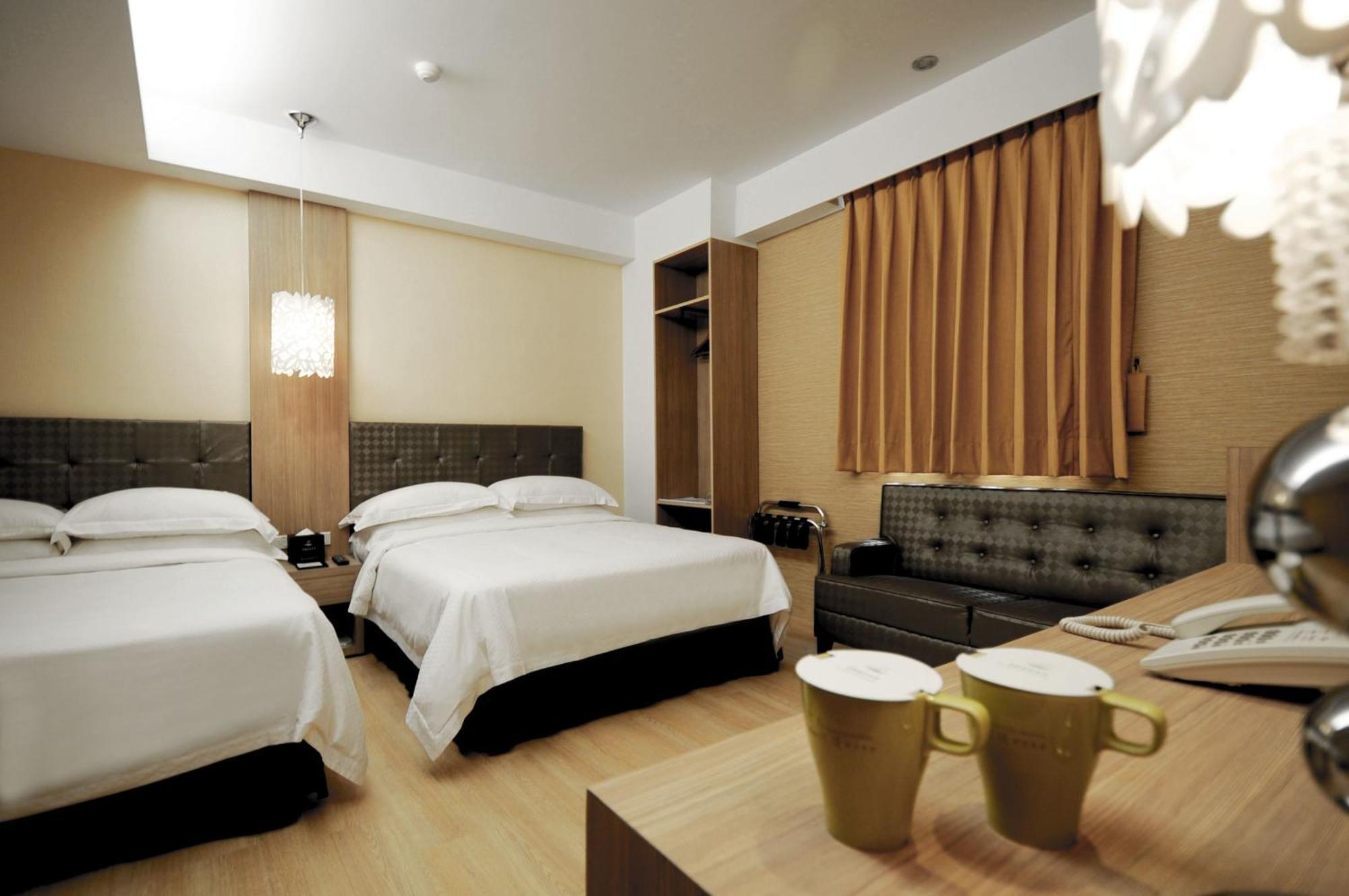 The Riverside Hotel Hengchun Room photo