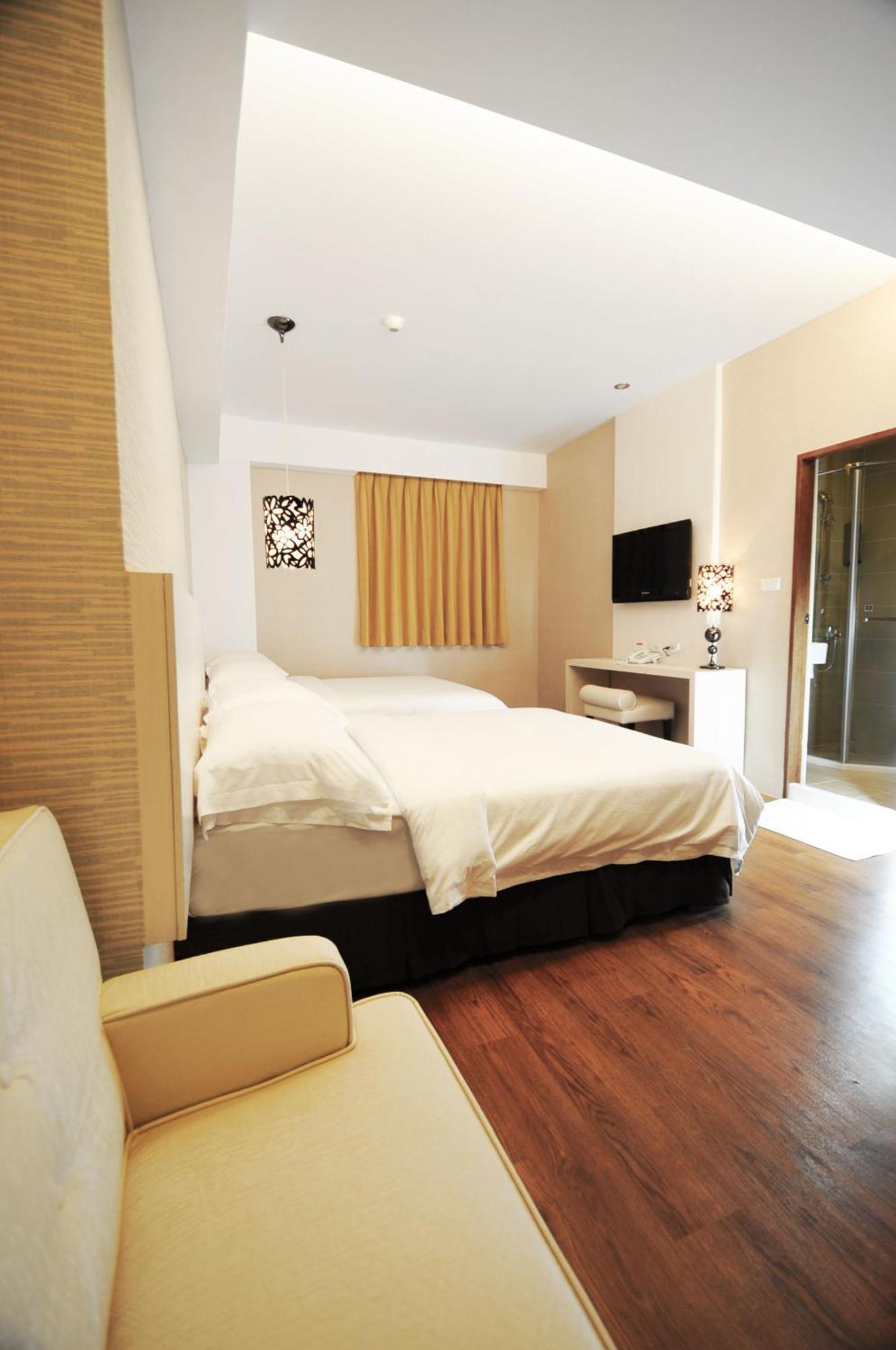 The Riverside Hotel Hengchun Room photo